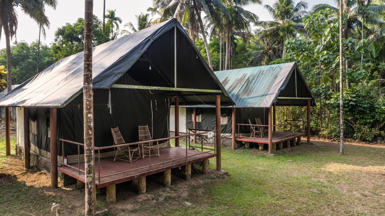 Amritara Riverside Camp Thattakād Exterior foto